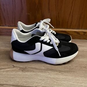 Steve Madden Black and White Women's Sneakers